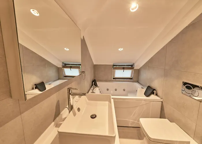 Otel Selini Airport *