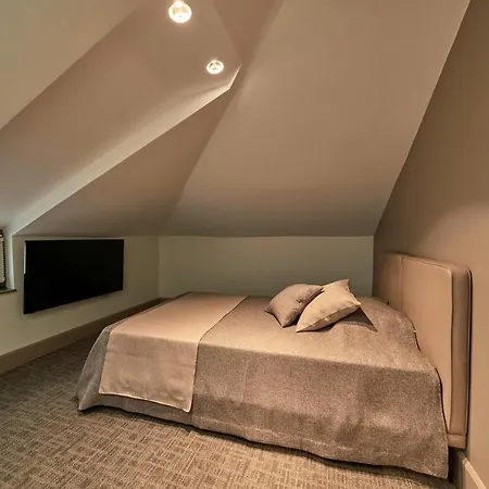 Selini Airport Hotel *